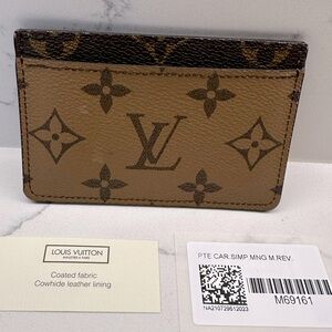 Reverse Monogram Card Holder